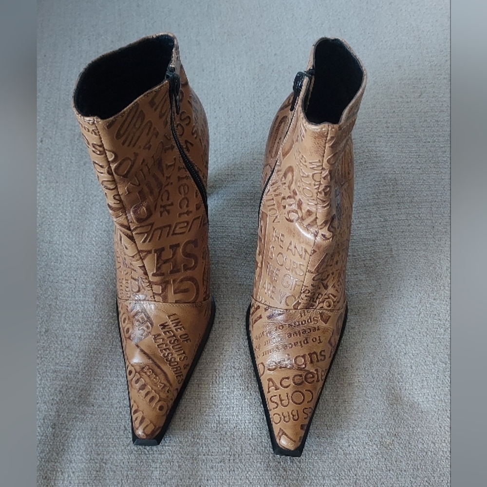 Wild Orchid  Y2K Brown Leather Ankle Booties Sz-9